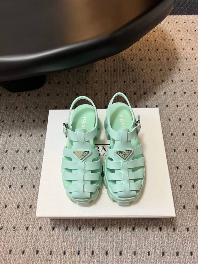 P SUMMER SANDALS - Image 3