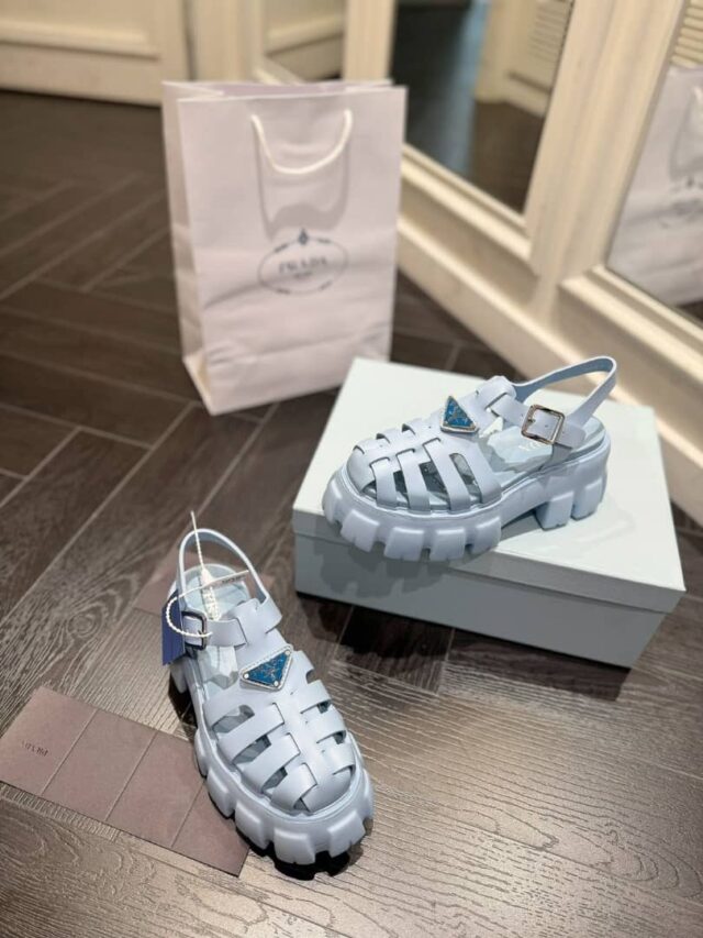 P SUMMER SANDALS - Image 2