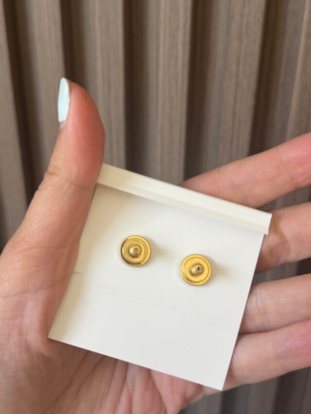 T BIG EARRING - Image 3