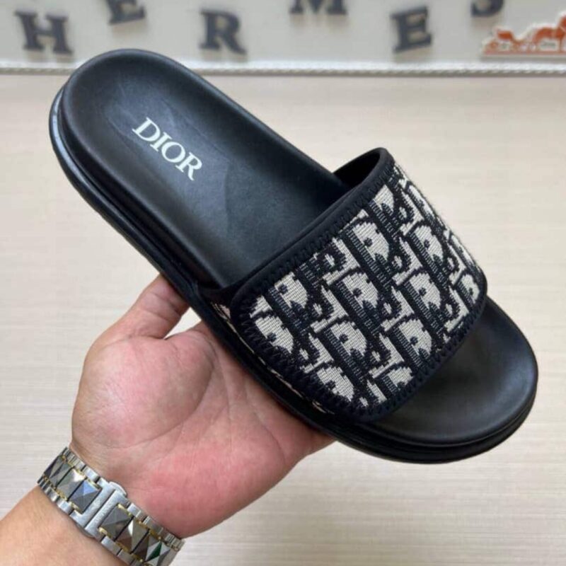 D SLIDES + REST
