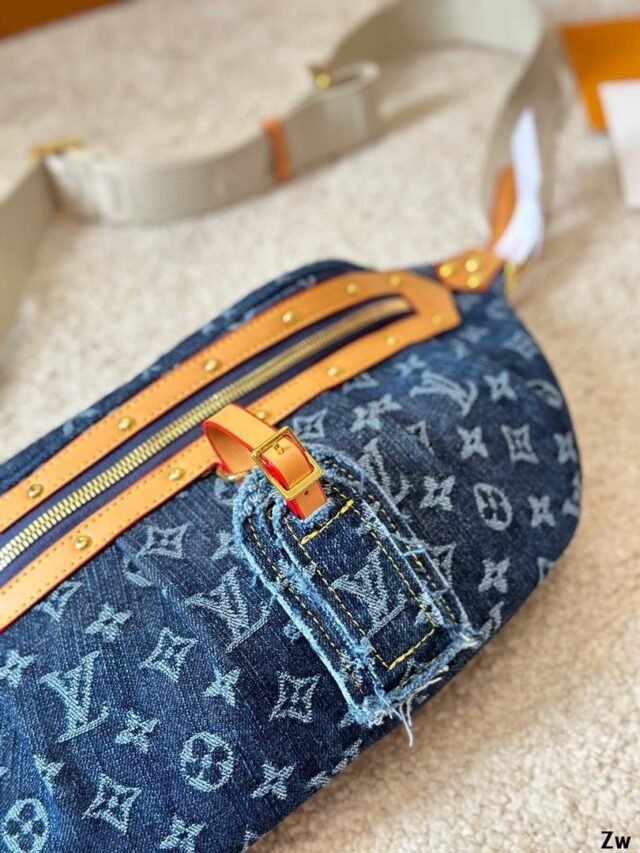 L JEAN BUMBAG - Image 2