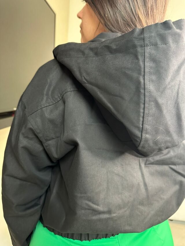 P BLACK JACKET - Image 3