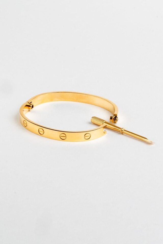 LOVE GOLD BRACELET