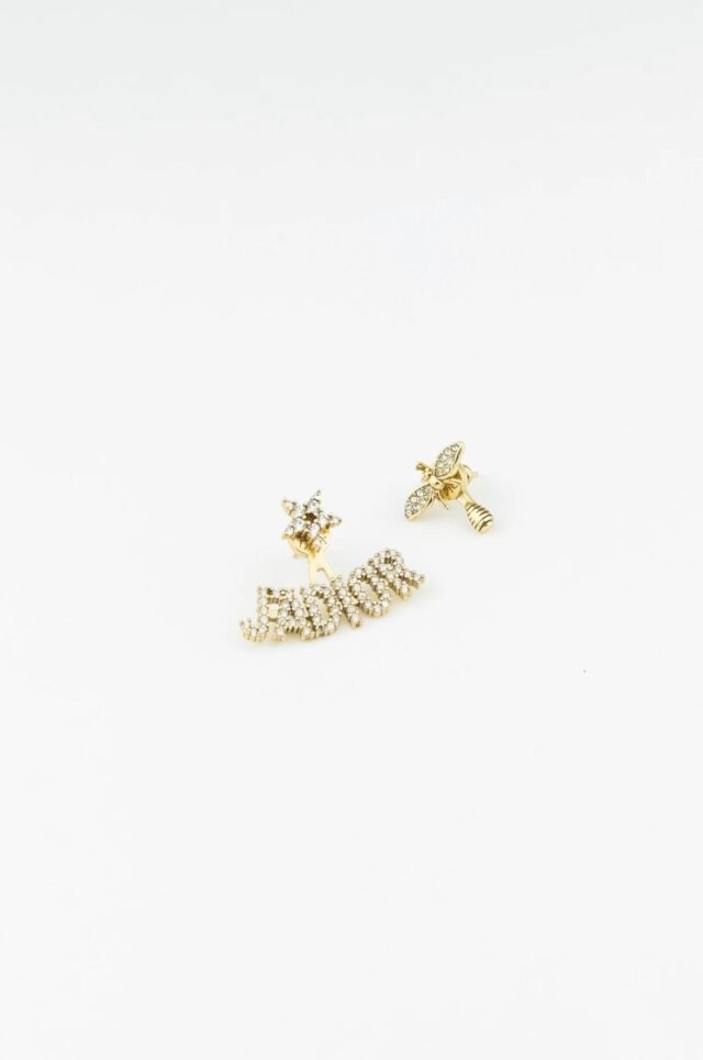 D BUTTERFLY GOLD EARRING