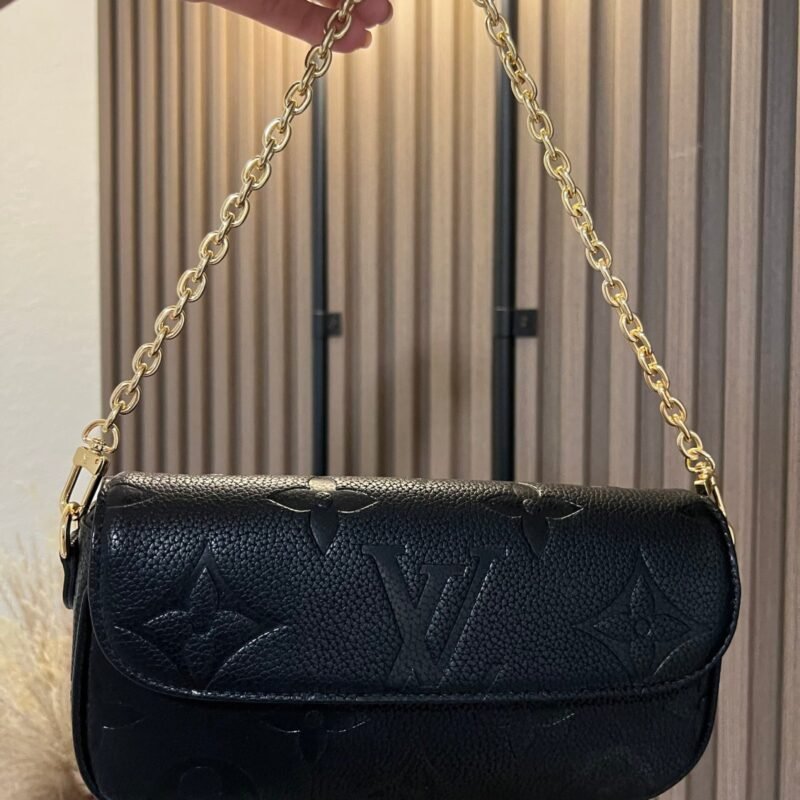 L BLACK BAG