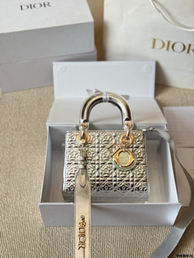 D SILVER/GOLD BAG - Image 2