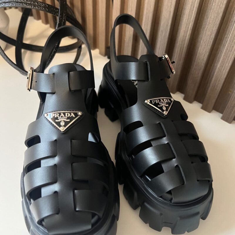 P BLACK SANDALS