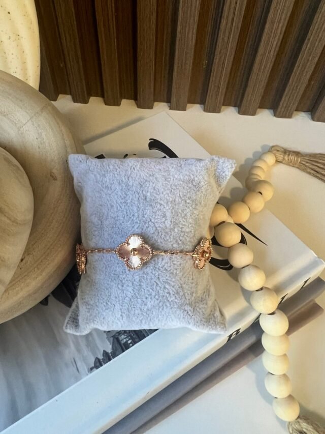 CLOVER ROSEGOLD BRACELET