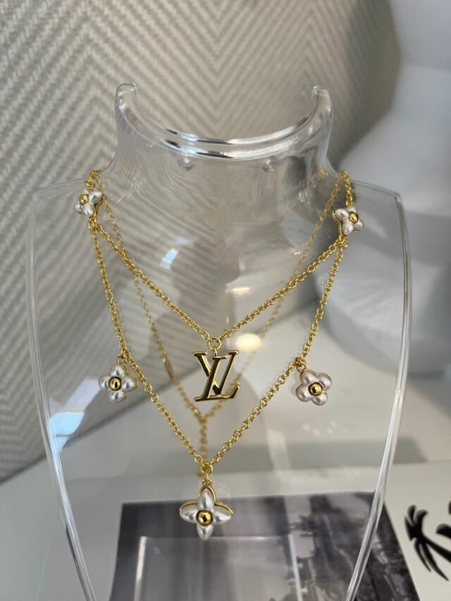 PEARL & GOLD NECKLACE - Image 2