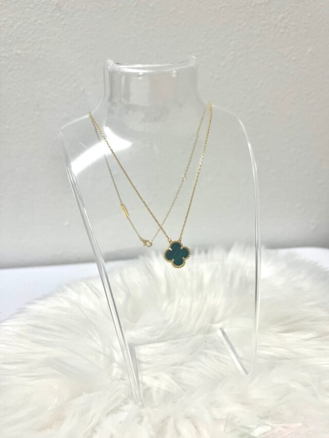 Clover Green Necklace