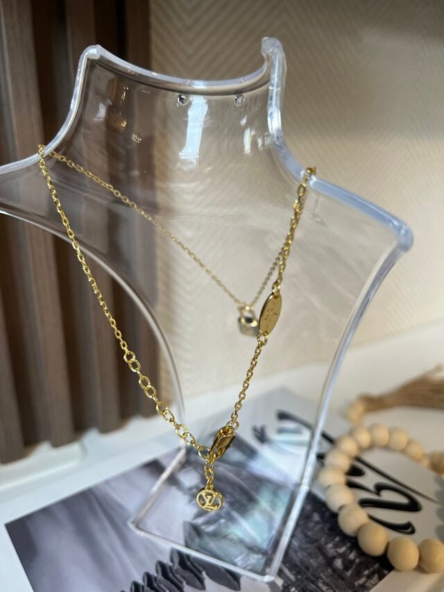 L Lock Gold Necklace - Image 2
