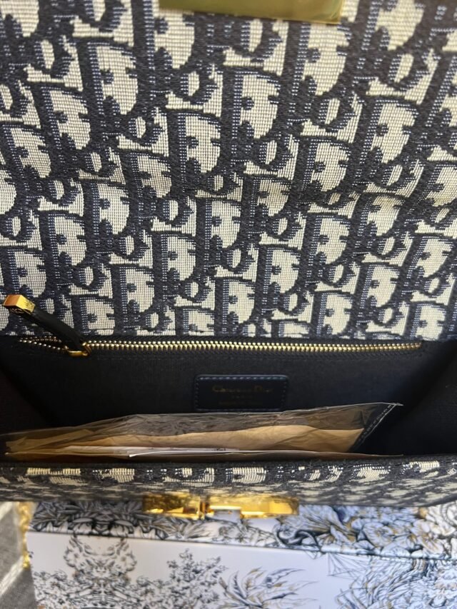 D BLUE BAG - Image 3