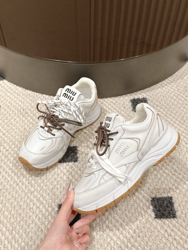 M SNEAKERS - Image 3
