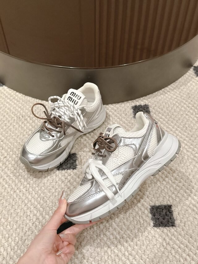 M SNEAKERS - Image 2