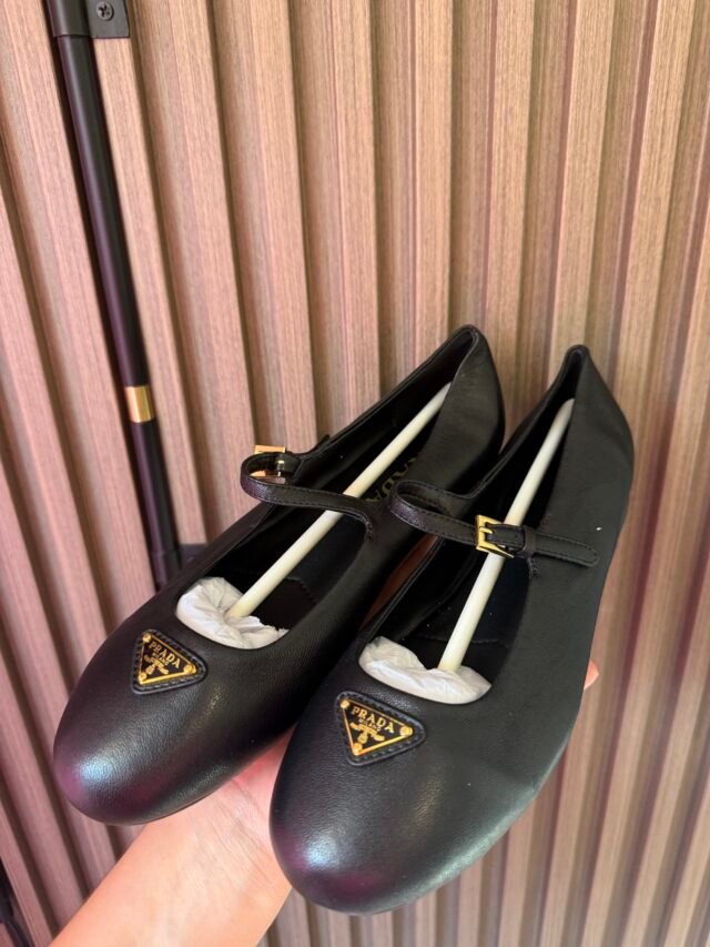P BAILARINAS LEATHER
