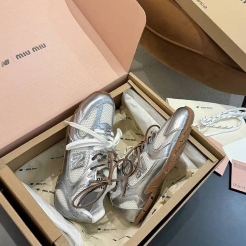 2 SNEAKERS PREORDEN SIZE 5US